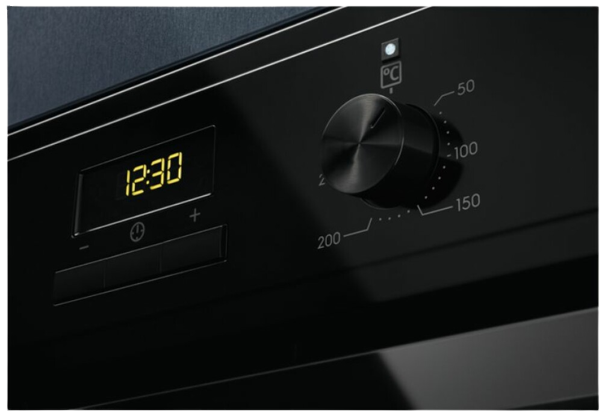 ELECTROLUX EOF3H50BK Furrë Montuese