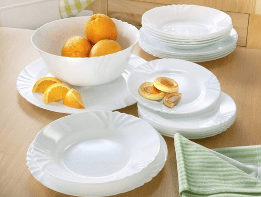 EBRO SET VAJILLA 19PZ